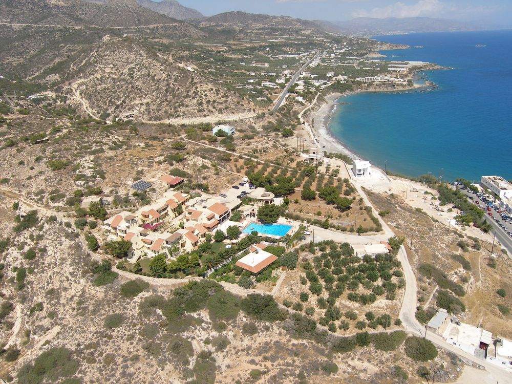 Aroma Creta Hotel คูตซูนารี ภายนอก รูปภาพ