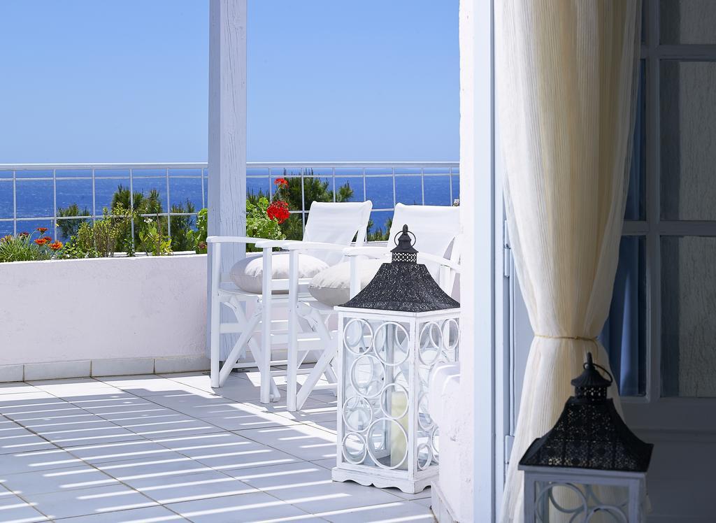 Aroma Creta Hotel คูตซูนารี ภายนอก รูปภาพ