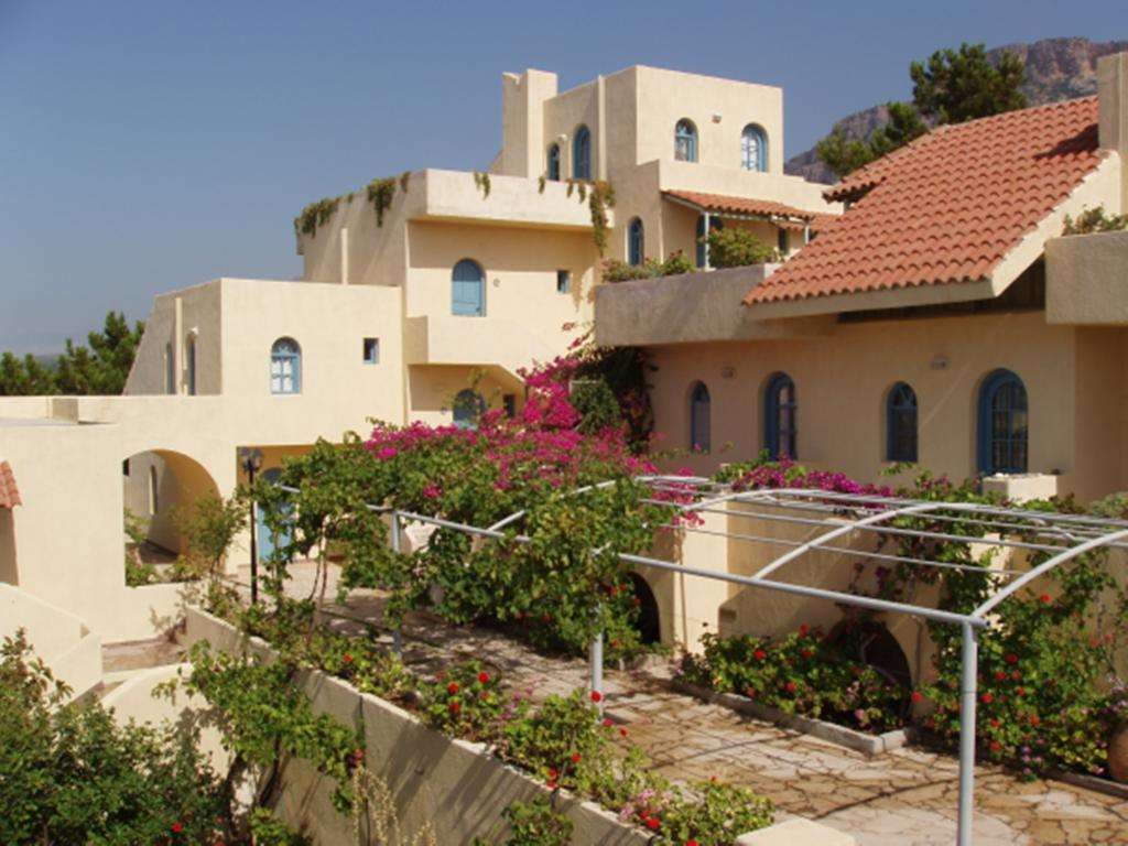 Aroma Creta Hotel คูตซูนารี ภายนอก รูปภาพ